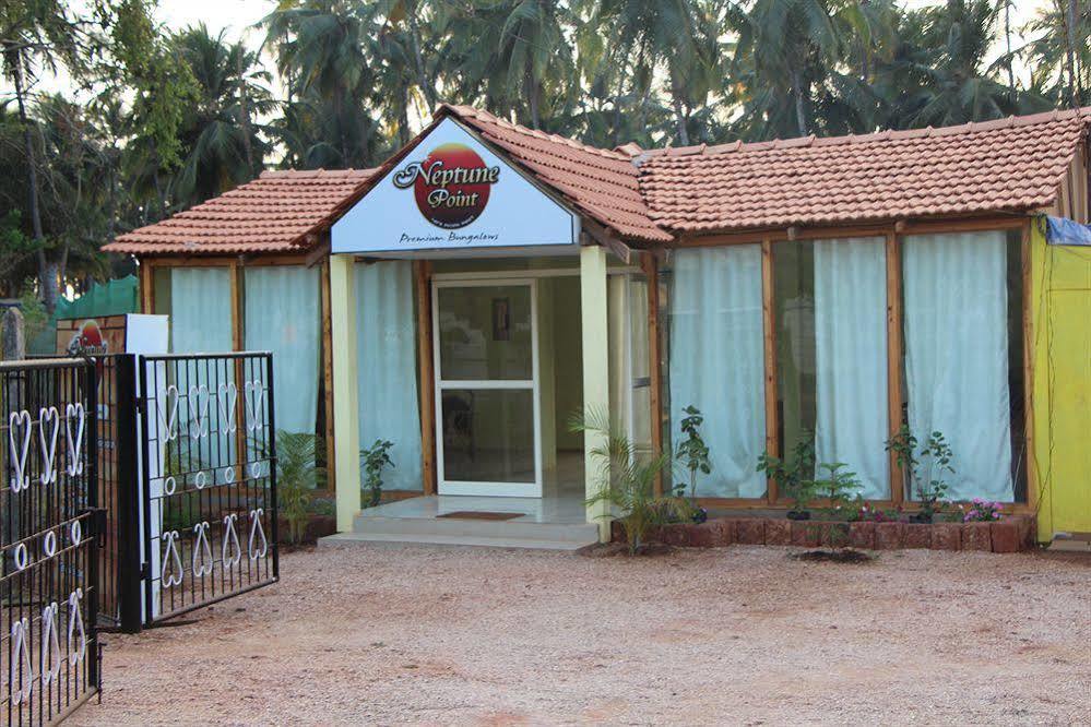 Neptune Point Premium Cottages Palolem Exterior foto